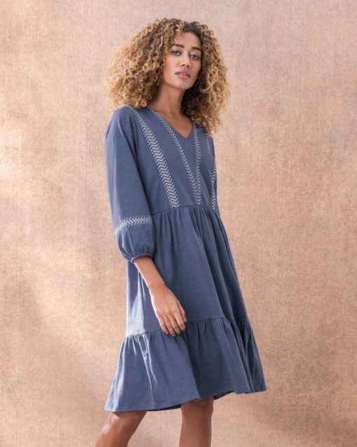 Trendroar.shop6c5de8af1b 2