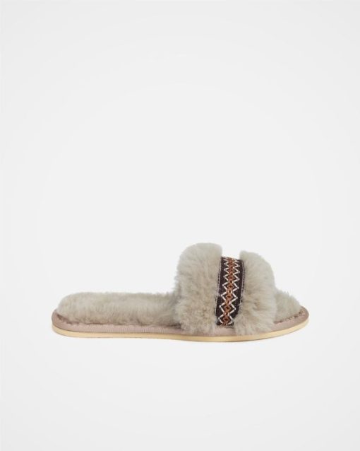 Trendroar.shopc01cca2f91 1