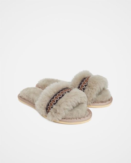 Trendroar.shopc01cca2f91 2